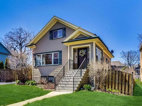 272 N Willow Road, Elmhurst, IL 60126