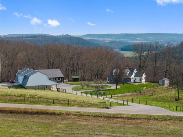 774 John Logsdon Road, Munfordville, KY 42765