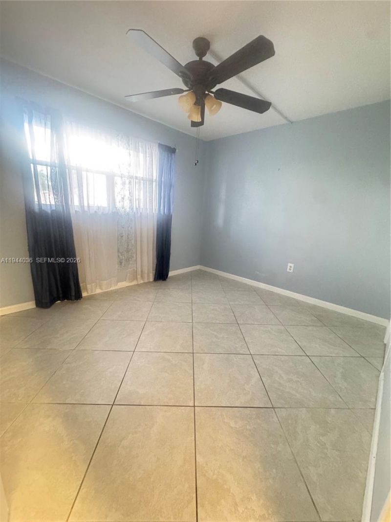 8590 Sunrise Lakes Blvd, Unit 109, Sunrise, FL 33322 Photo