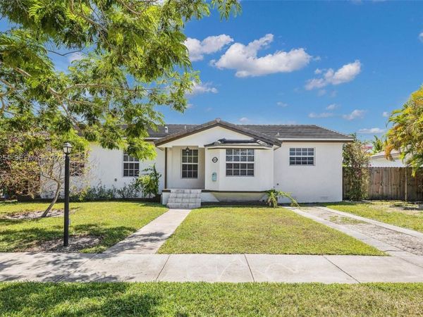 6830 N Waterway Dr, Miami, FL 33155