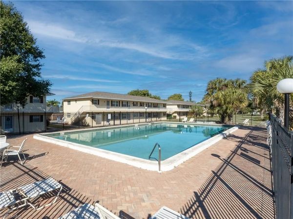3325 Airport RD N, Unit E8, NAPLES, FL 34105