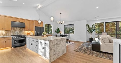1174 Statford Way, Tahoe Vista, CA 96148 Photo