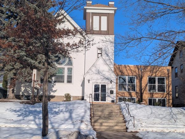 663 Como Avenue, Saint Paul, MN 55103