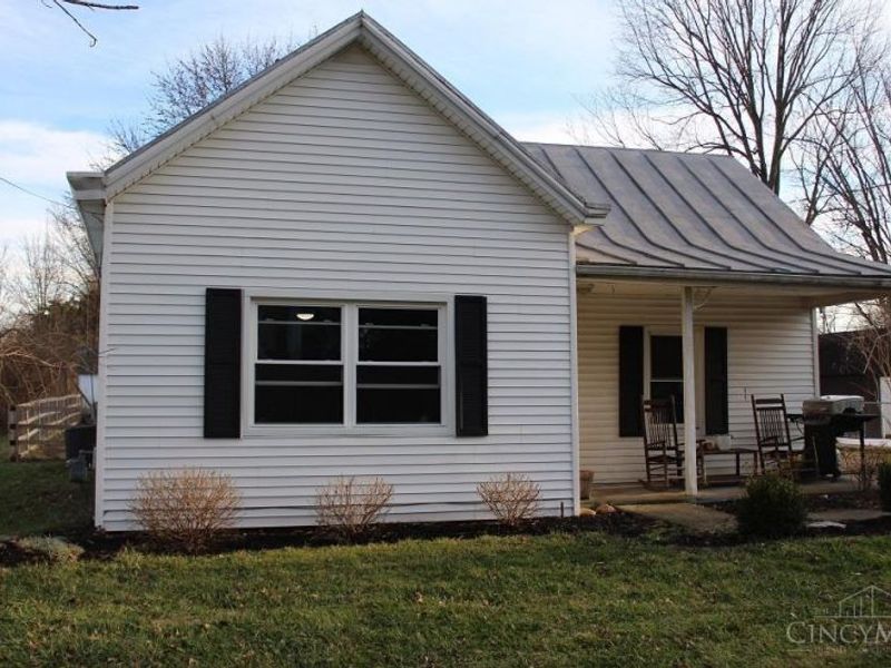 816 E Center Street, Blanchester, OH 45107 Photo 2