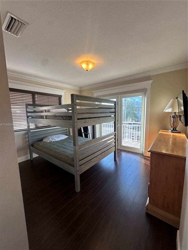 1516 Aqueduct Ln, Unit 1, Key Largo, FL 33037 Photo