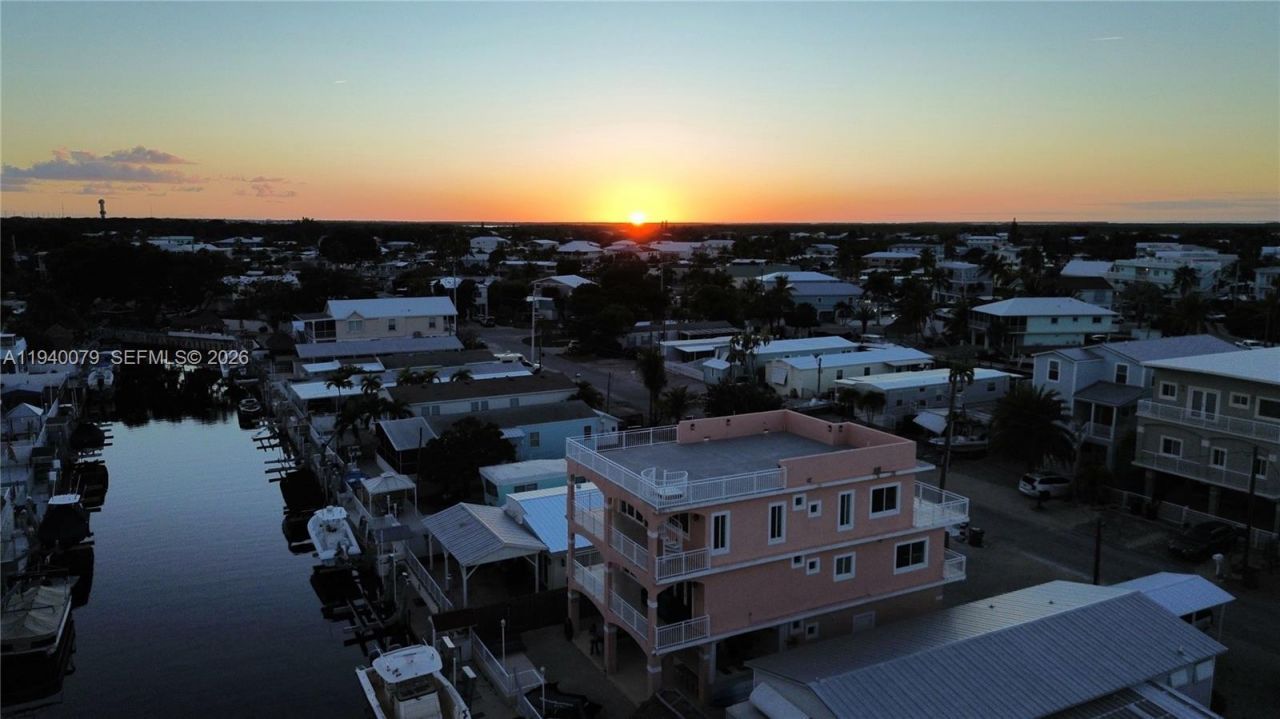 1516 Aqueduct Ln, Unit 1, Key Largo, FL 33037 Photo