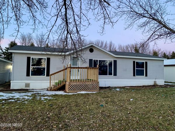 3407 11TH AVENUE SW, Watertown, SD 57201