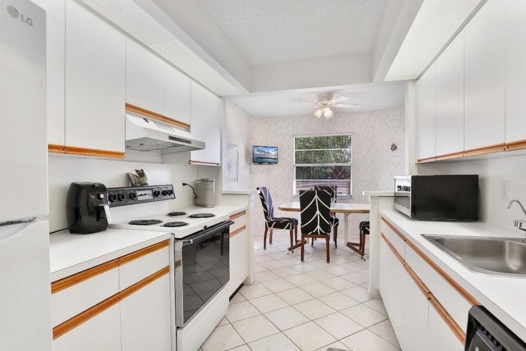 1606 Abaco Drive, Unit E3, Coconut Creek, FL 33066 Photo