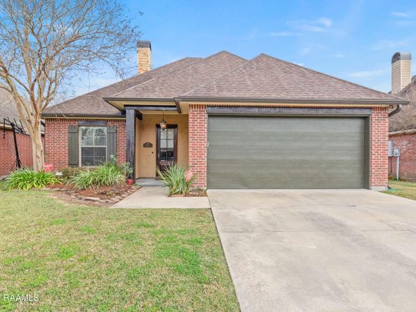 119 Cedar Hills Drive, Youngsville, LA 70592
