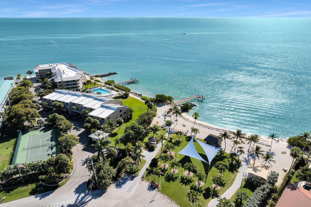 1133 W Ocean Drive, Unit 17, Key Colony, FL 33051 Photo