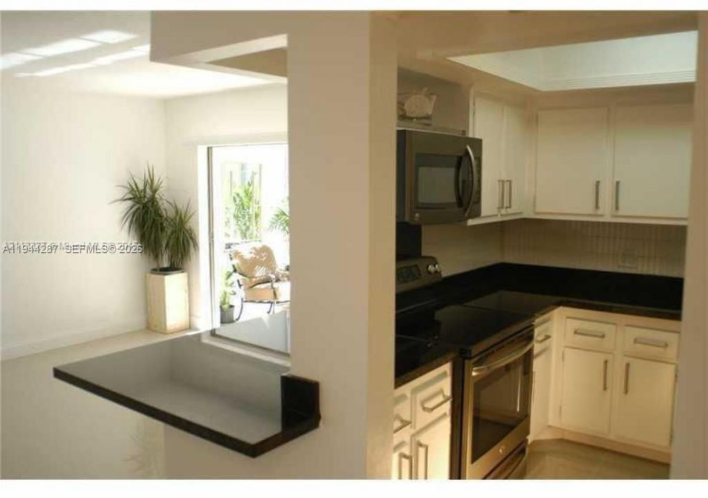 2451 SW 82nd Ave, Unit 106, Davie, FL 33324 Photo