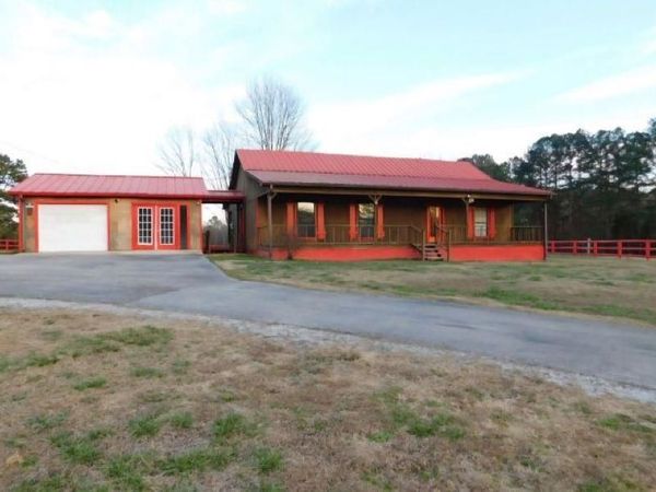 1468 Turkey Farm Rd, Leighton, AL
