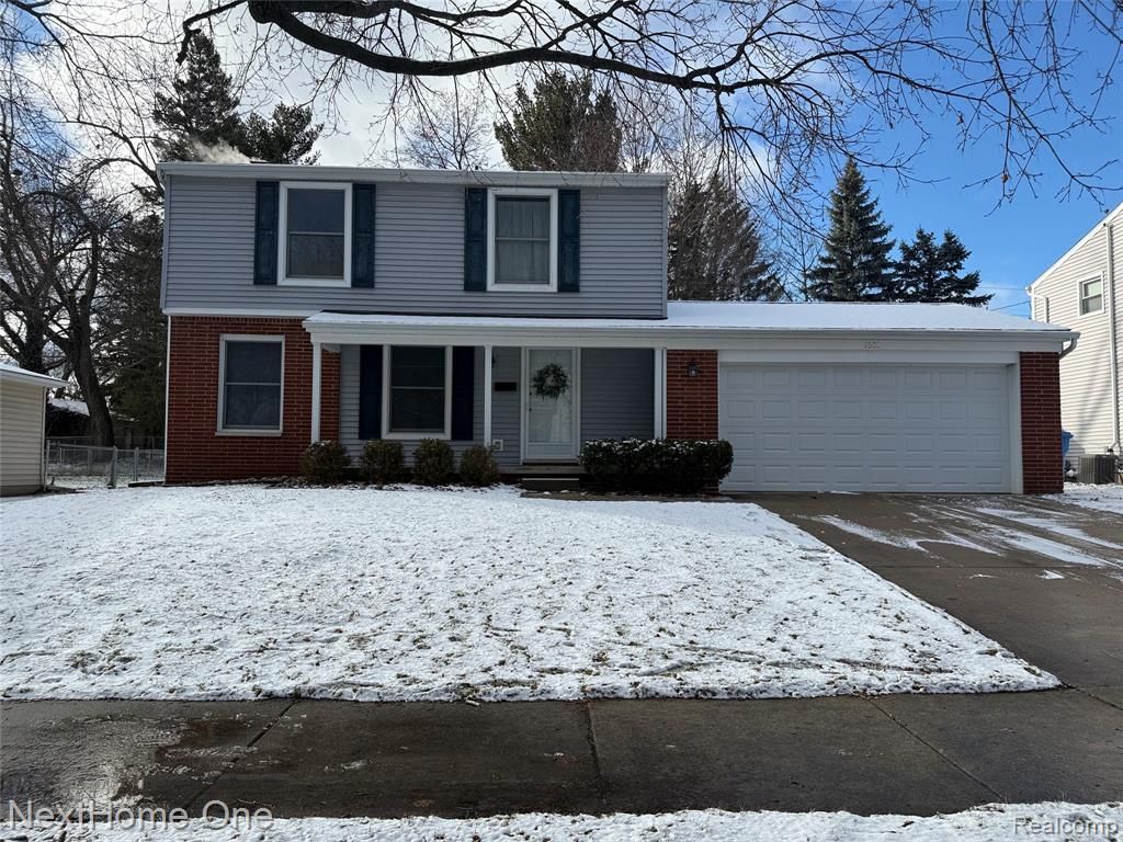 1601 N Fairview Avenue, Lansing, MI 48912 Main Photo