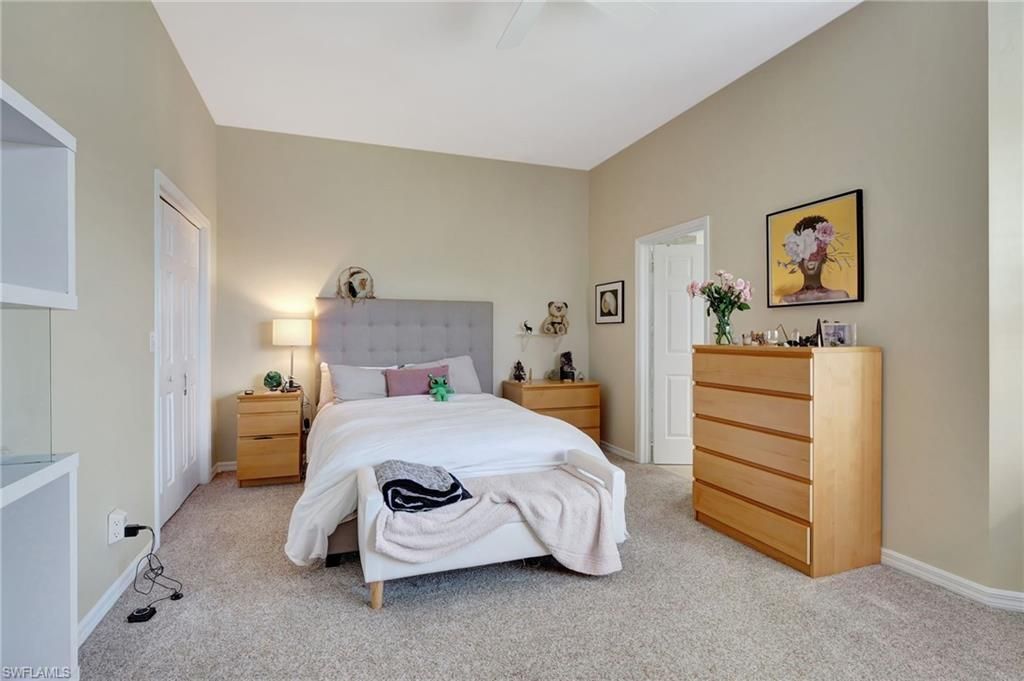 190 Vintage Cir, Unit 202, Naples, FL 34119 Photo