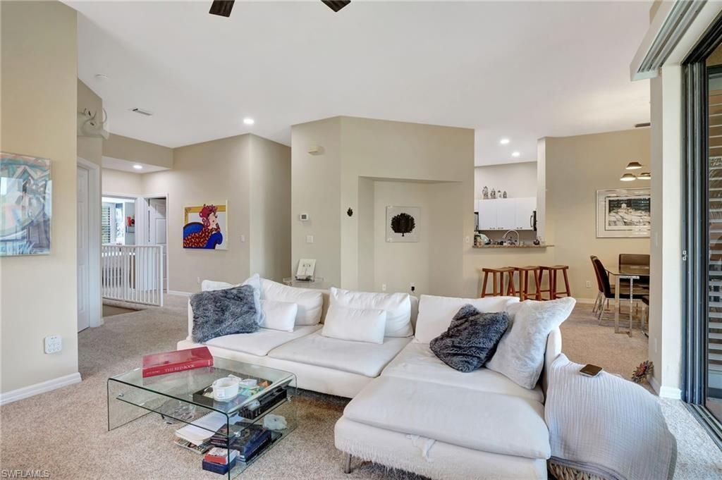 190 Vintage Cir, Unit 202, Naples, FL 34119 Photo