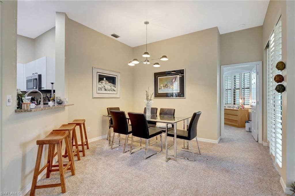 190 Vintage Cir, Unit 202, Naples, FL 34119 Photo