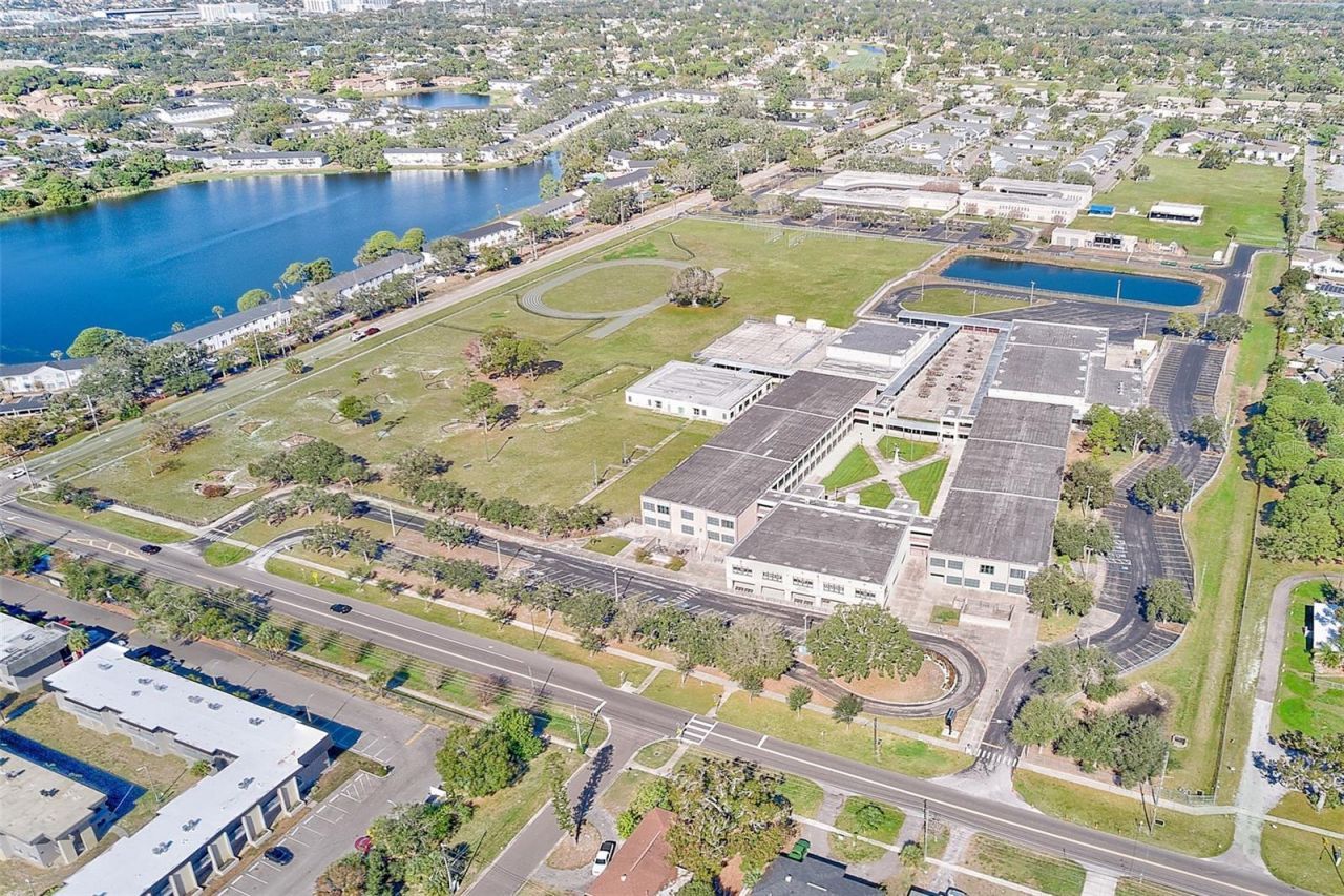 2056 62nd Terrace S, Saint Petersburg, FL 33712 Photo