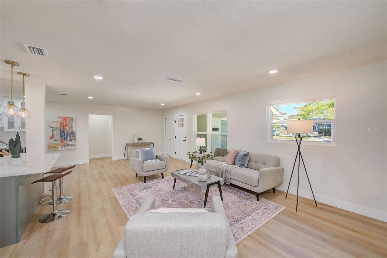 2056 62nd Terrace S, Saint Petersburg, FL 33712 Photo