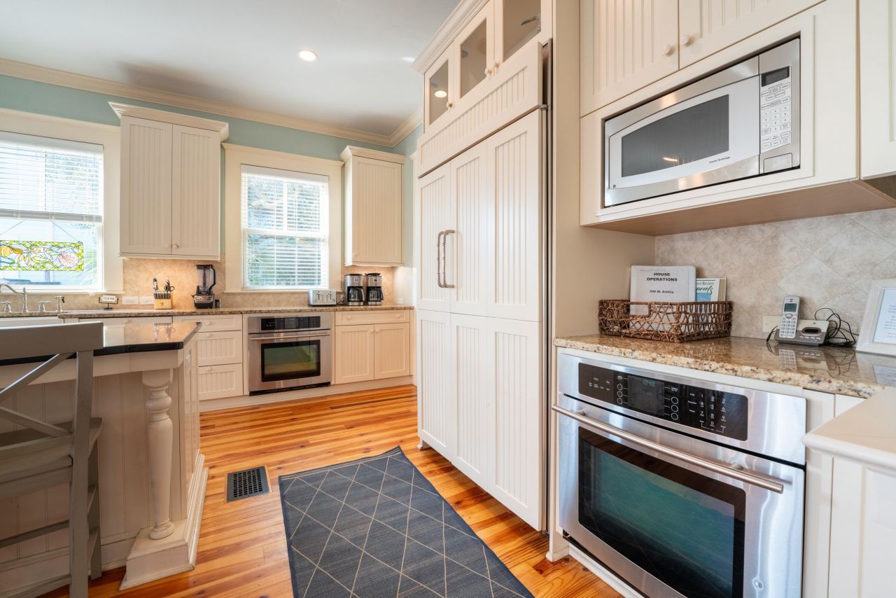 508 W Ashley Avenue Photo 17