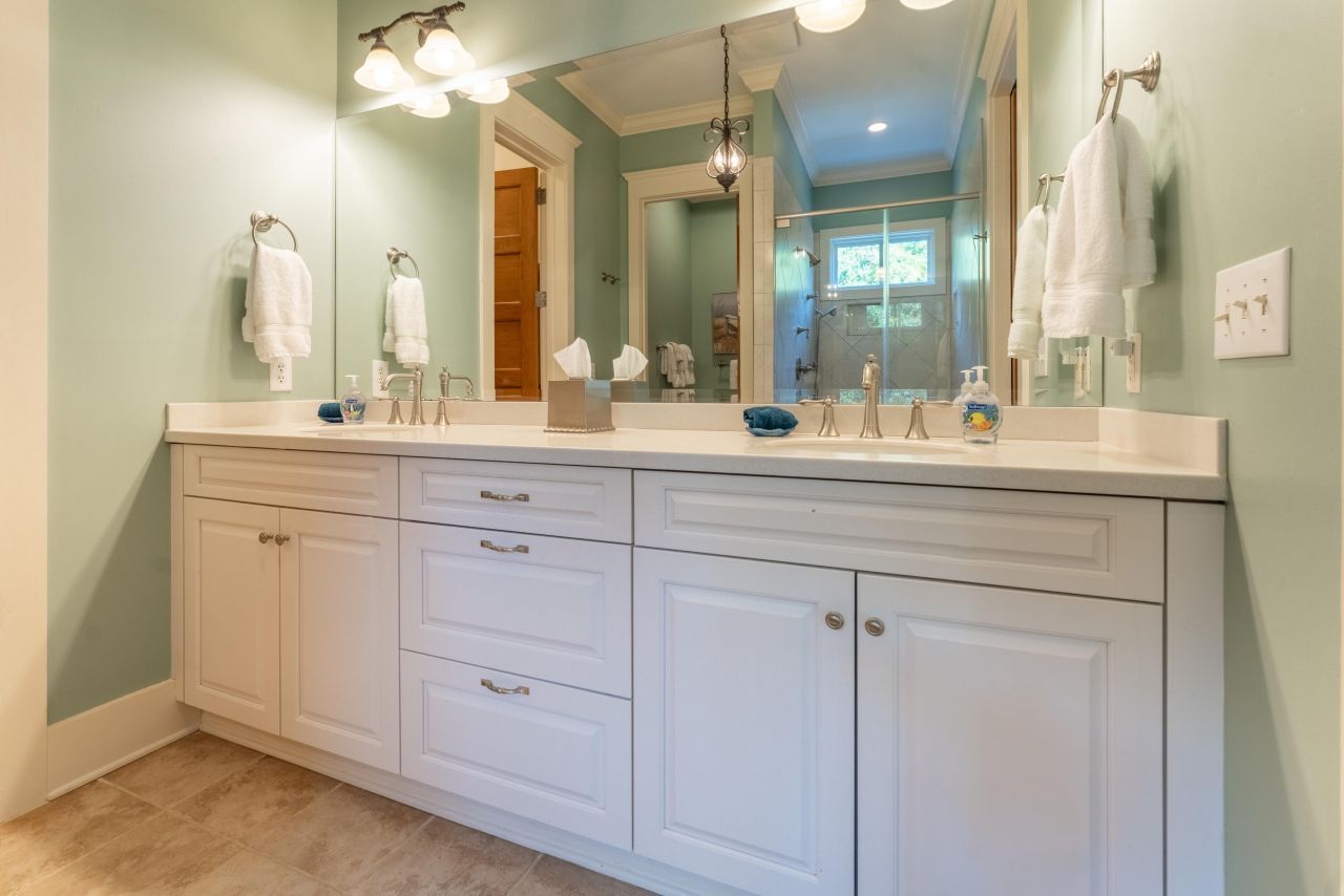 508 W Ashley Avenue Photo 26