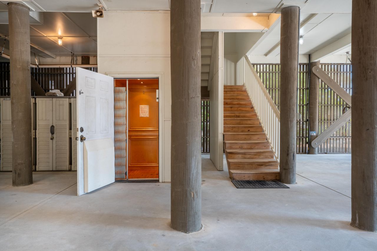 508 W Ashley Avenue Photo 54