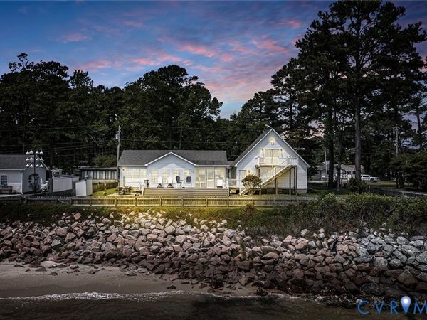 13 Leming Avenue , Reedville, VA 22539