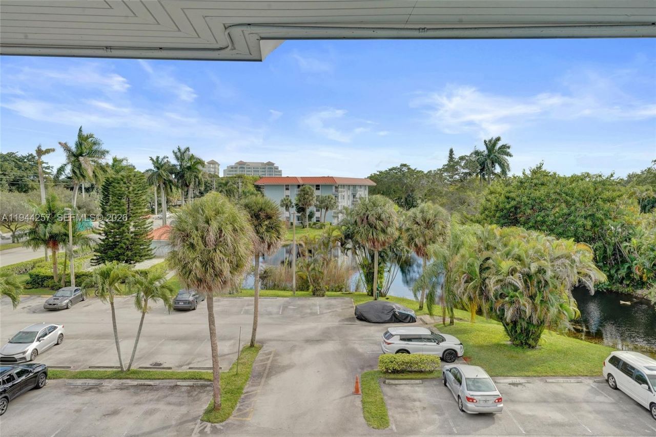 505 S Pine Island Rd, Unit 405B, Plantation, FL 33324 Photo