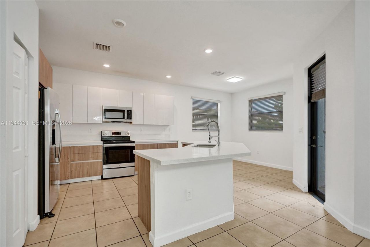 3504 W 94th St , Hialeah, FL 33018 Photo