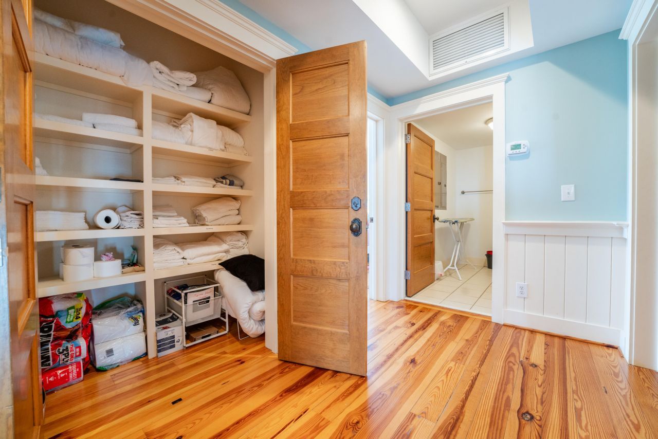 508 W Ashley Avenue Photo 41