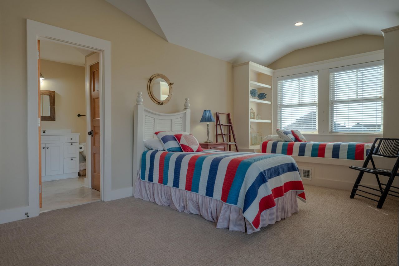 508 W Ashley Avenue Photo 48