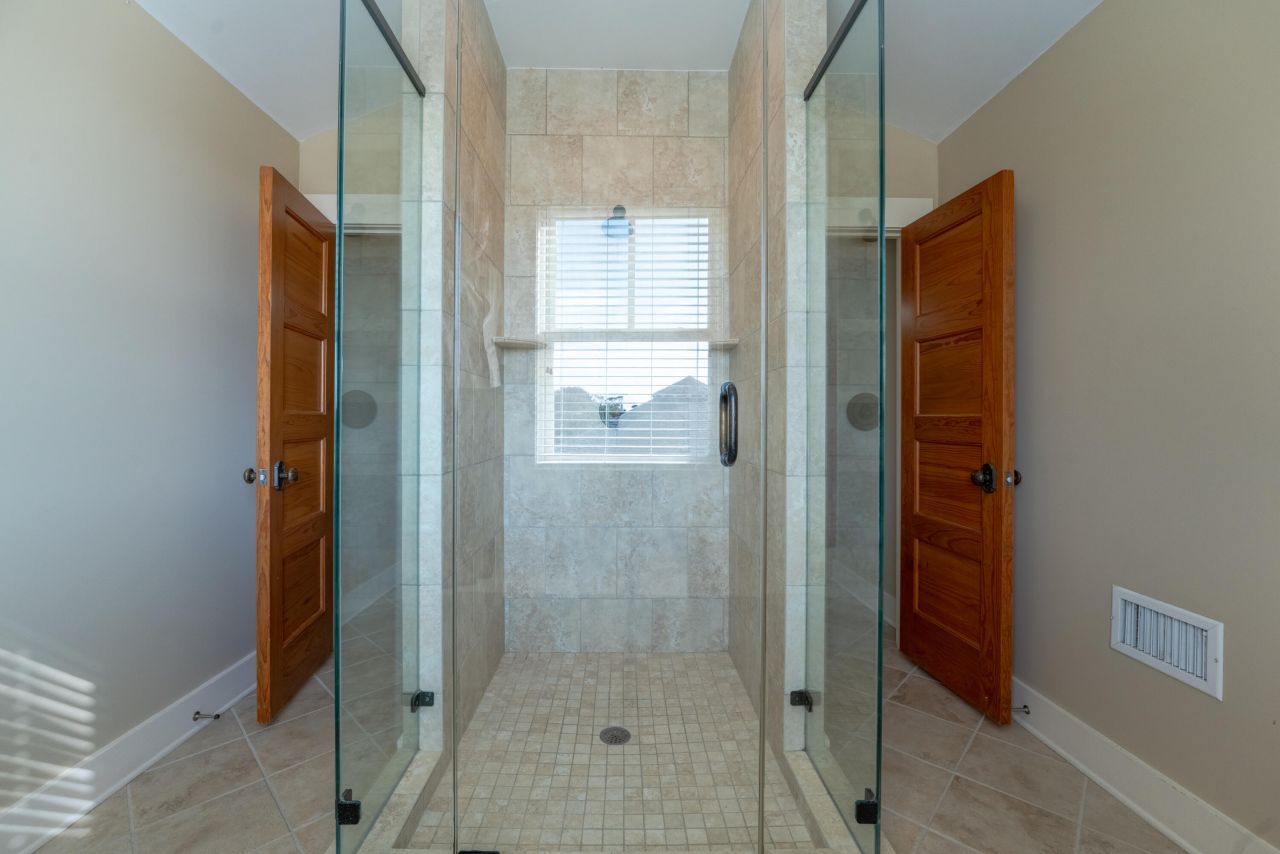 508 W Ashley Avenue Photo 51