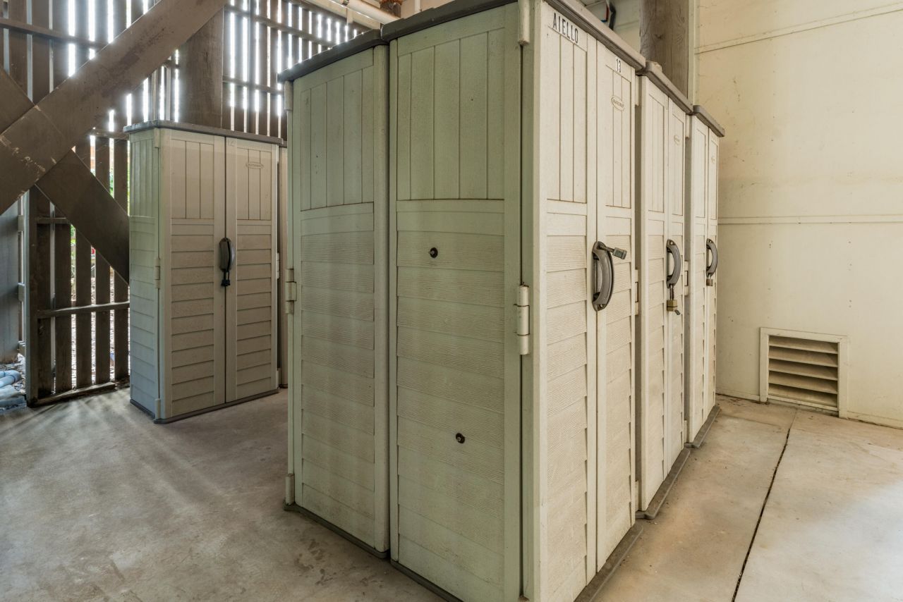 508 W Ashley Avenue Photo 53