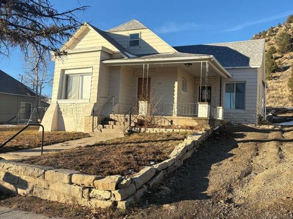 529 W Topeka Ave, Trinidad, CO 81082