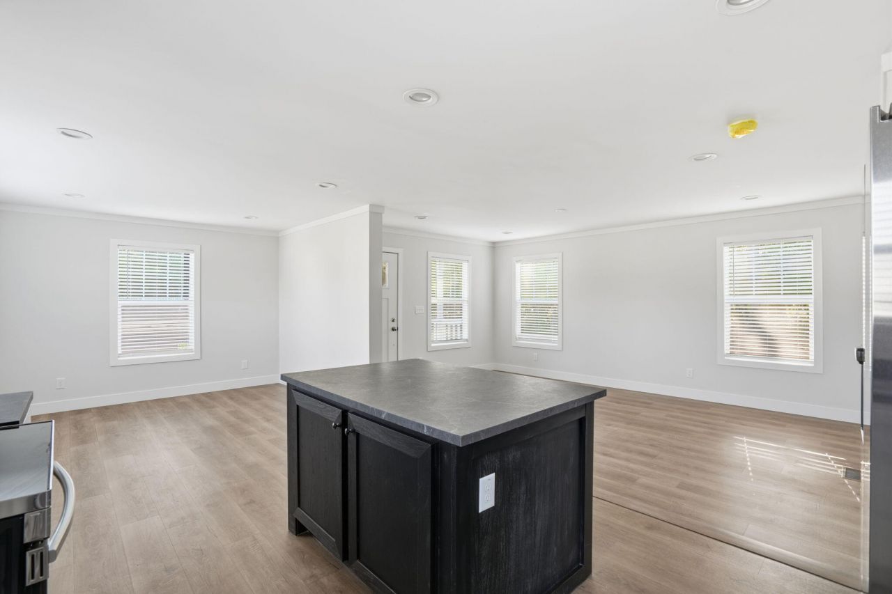 1521 Bucksport Road Photo 6