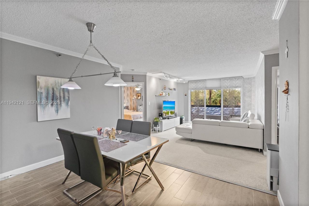 3600 Mystic Pointe Dr, Unit 309, Aventura, FL 33180 Photo