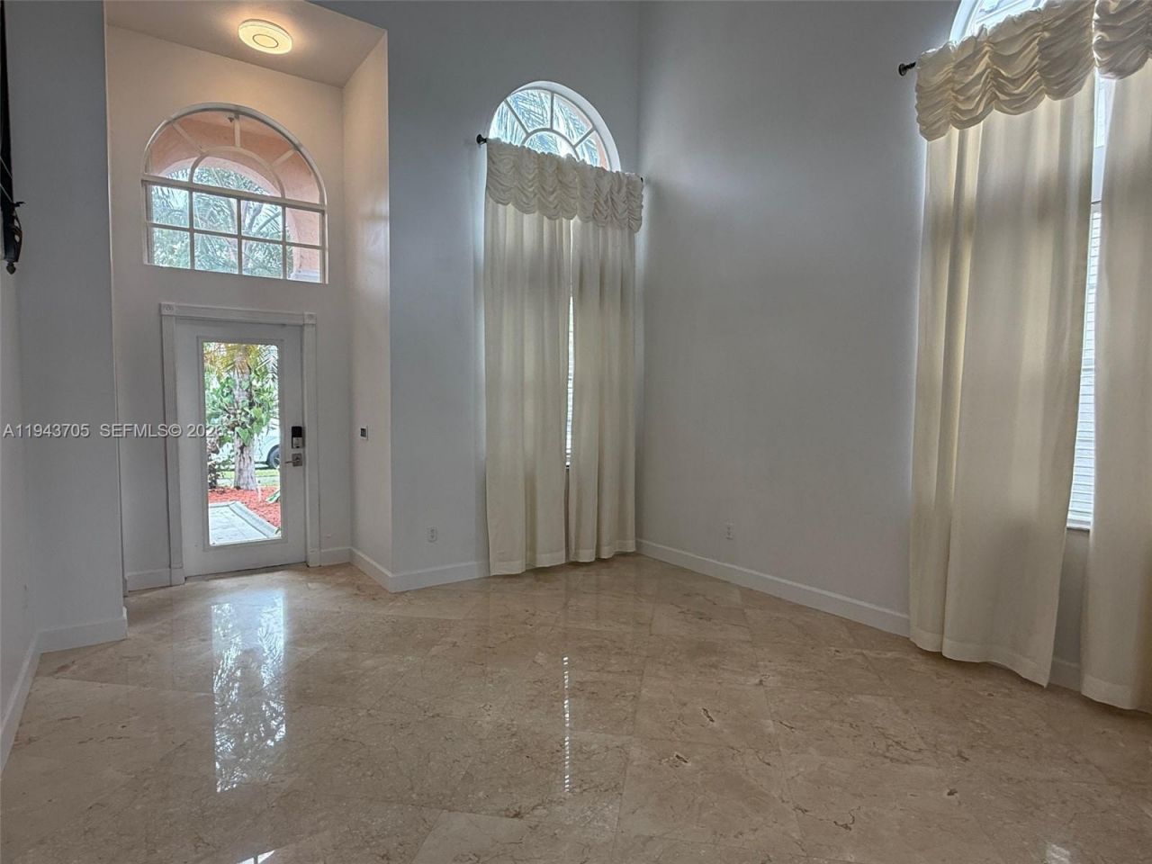 1474 NW 153rd Ln, Pembroke Pines, FL 33028 Photo