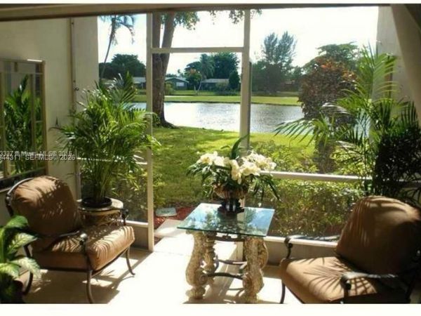 2451 SW 82nd Ave, Unit 106, Davie, FL 33324