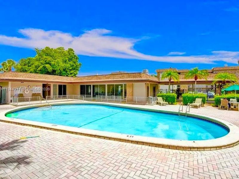 2451 SW 82nd Ave, Unit 106, Davie, FL 33324 Photo