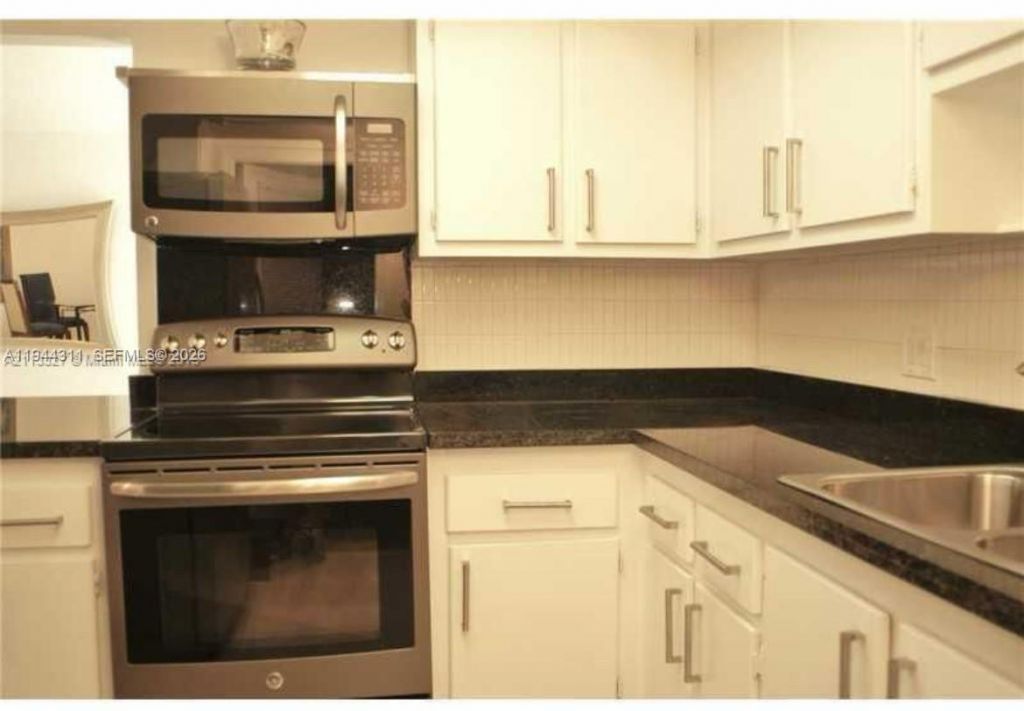 2451 SW 82nd Ave, Unit 106, Davie, FL 33324 Photo