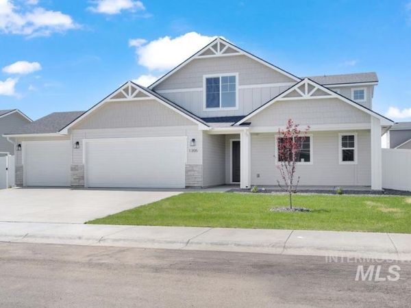 1355 Crescent St, Weiser, ID 83672