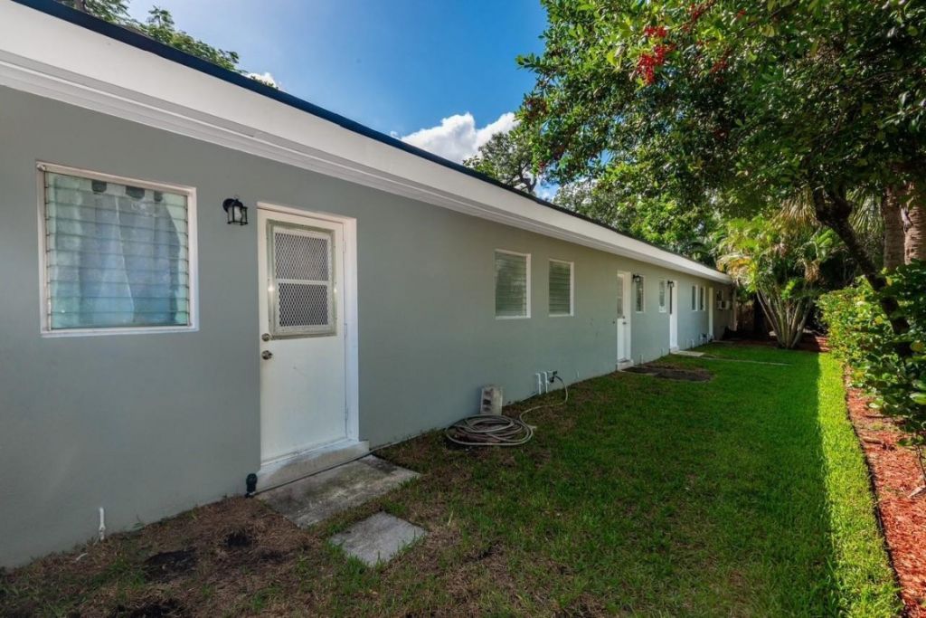 1017 NE 14th Avenue, Fort Lauderdale, FL 33304 Photo