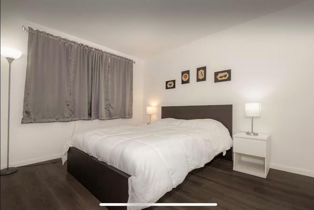 1017 NE 14th Avenue, Fort Lauderdale, FL 33304 Photo