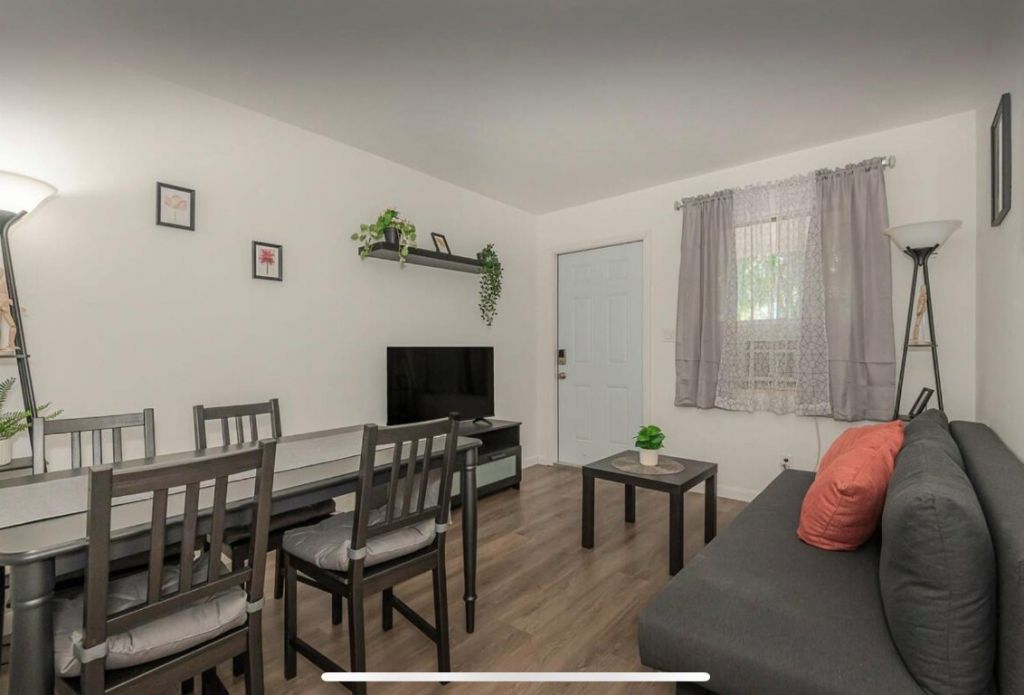 1017 NE 14th Avenue, Fort Lauderdale, FL 33304 Photo