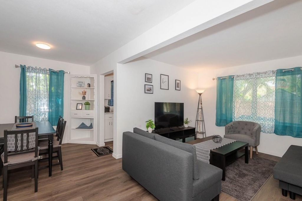 1017 NE 14th Avenue, Fort Lauderdale, FL 33304 Photo