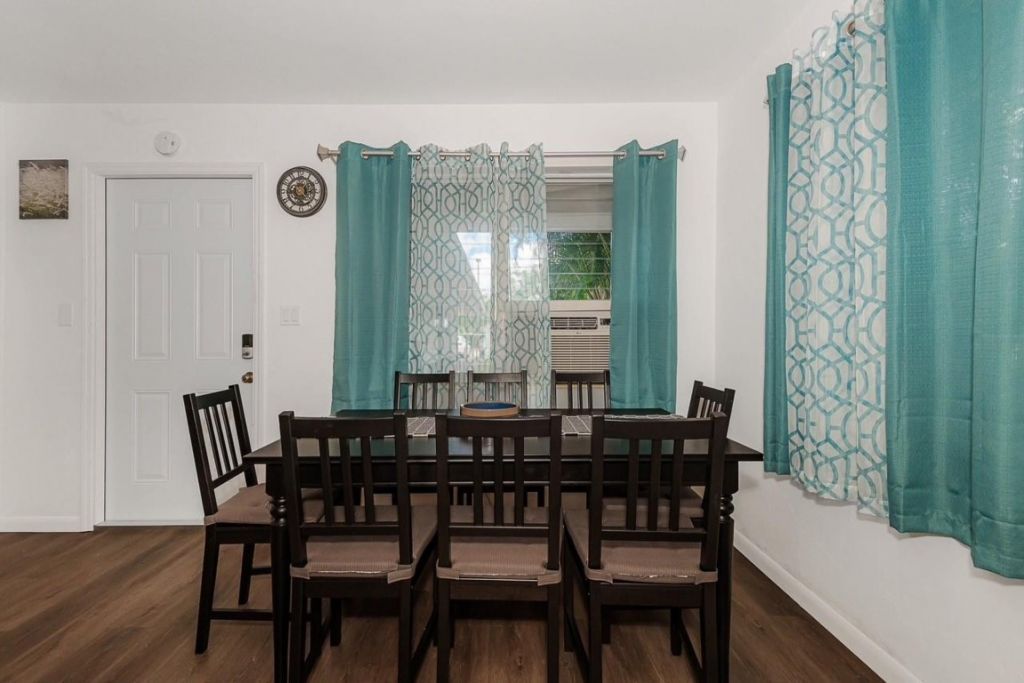 1017 NE 14th Avenue, Fort Lauderdale, FL 33304 Photo