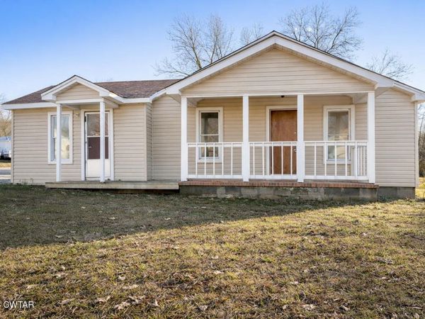 303 E Walnut Street, Dyer, TN 38330