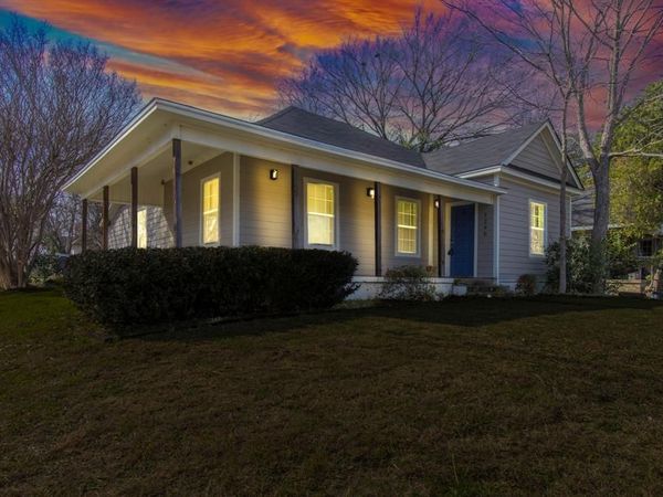 1200 N 4th Street, Waco, TX 76707