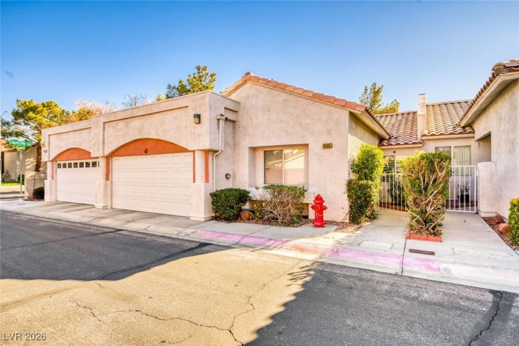 6405 Blue Blossom Avenue, Las Vegas, NV 89108 Main Photo