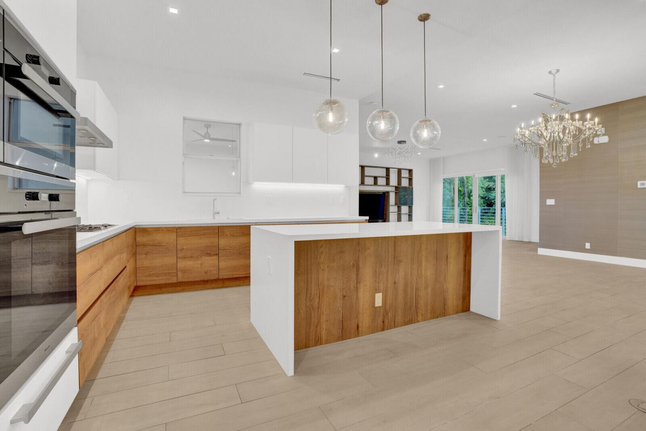 12 SE 10th Avenue, Fort Lauderdale, FL 33301 Photo