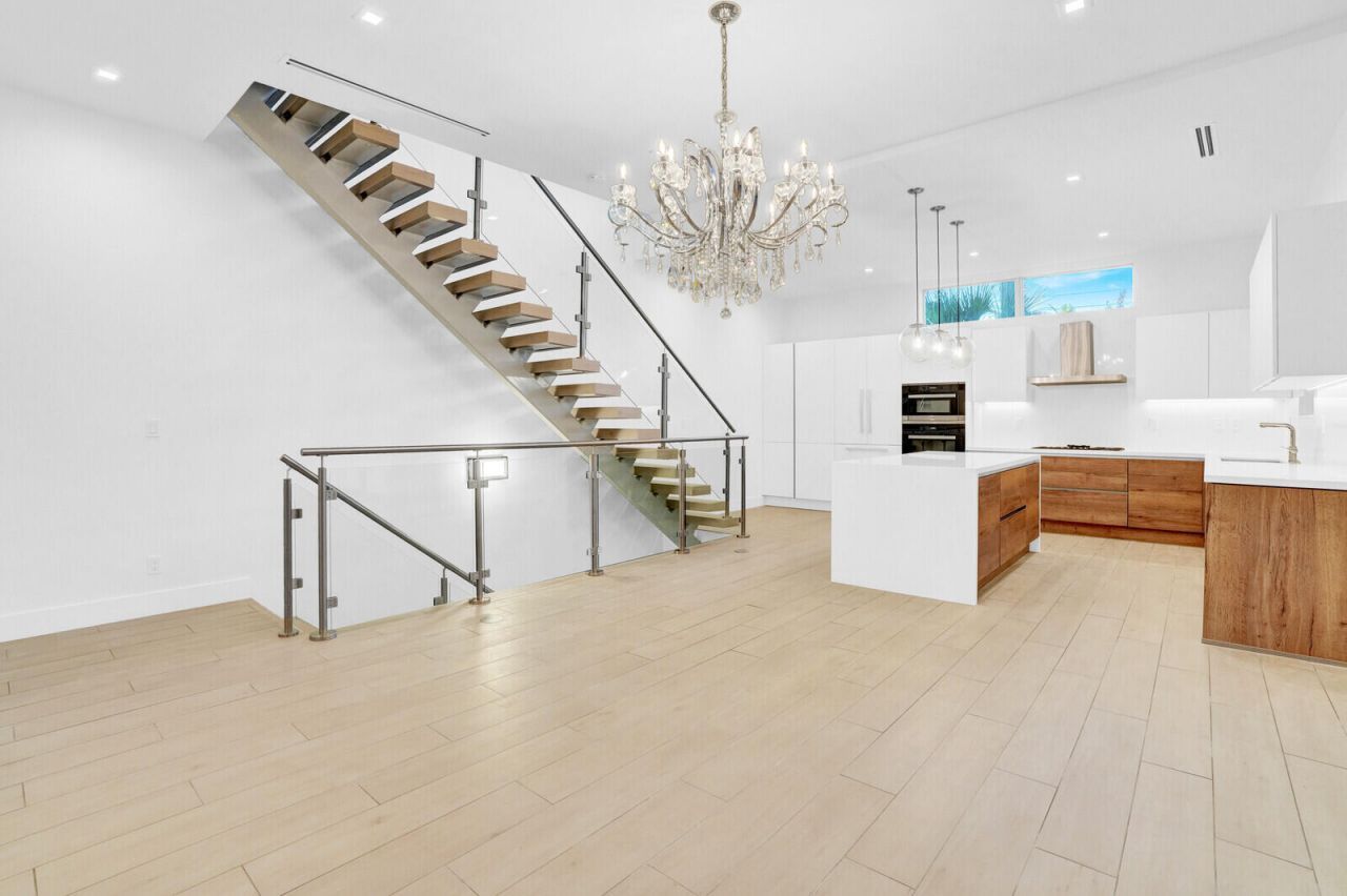 12 SE 10th Avenue, Fort Lauderdale, FL 33301 Photo